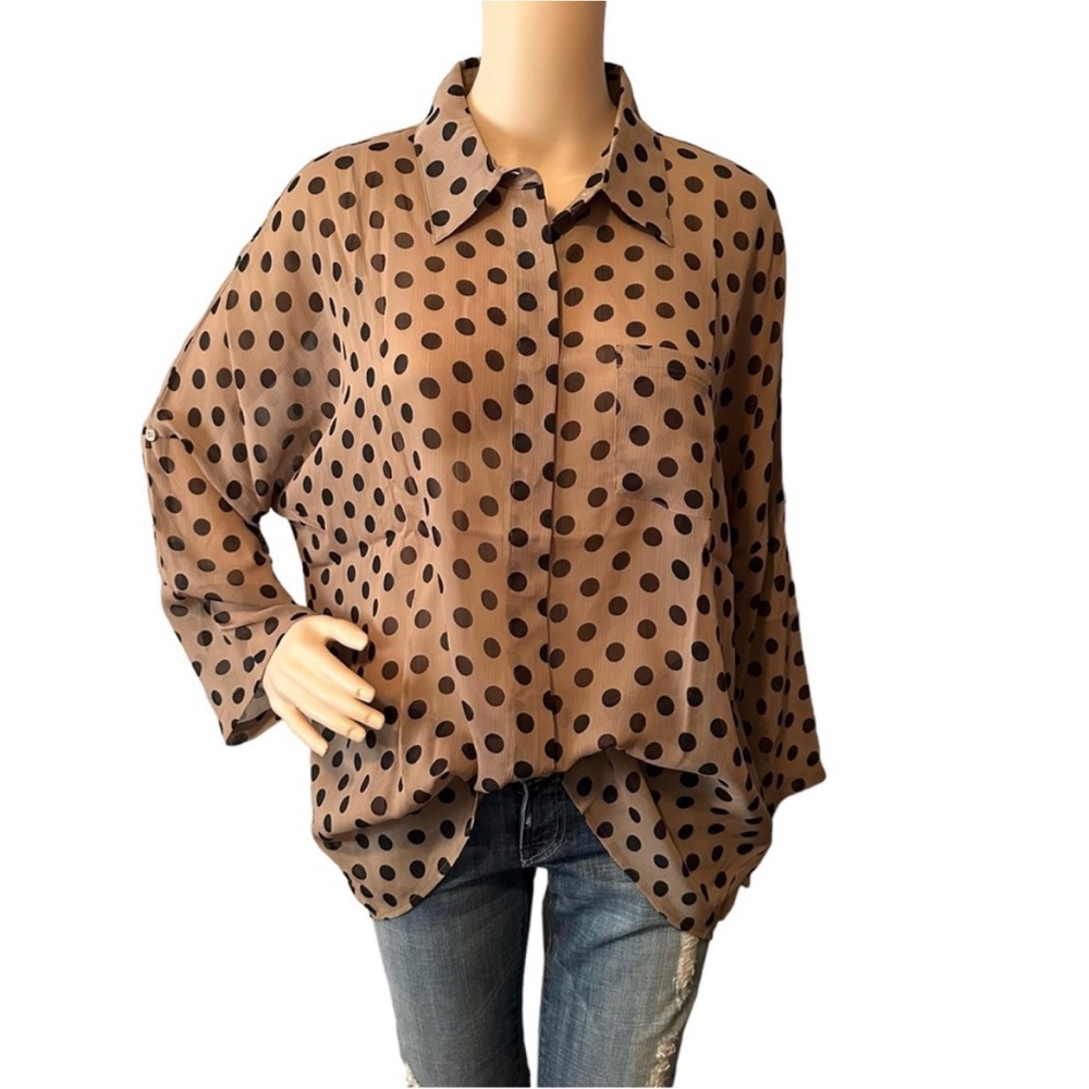 NWT 2OH Threads Silk Polka Dot Blouse Size Medium Retail $139
Two Old Hippies